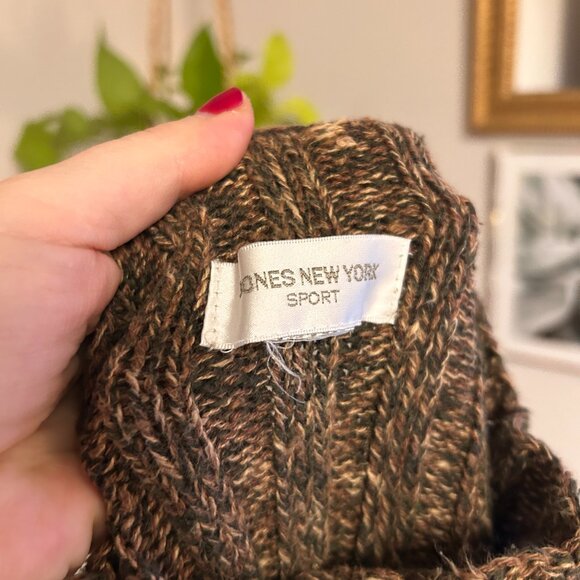 Jones New York Sport, Size Large, 100% cotton - Picture 2 of 3